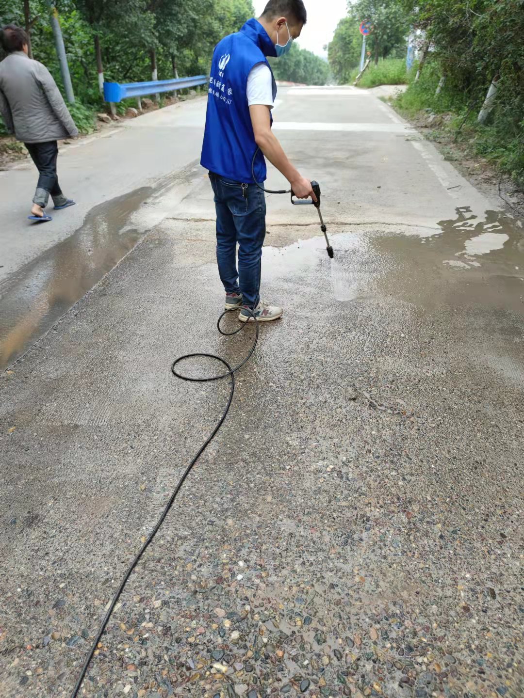 水泥星空体彩app官方网站修补厚度是多少？